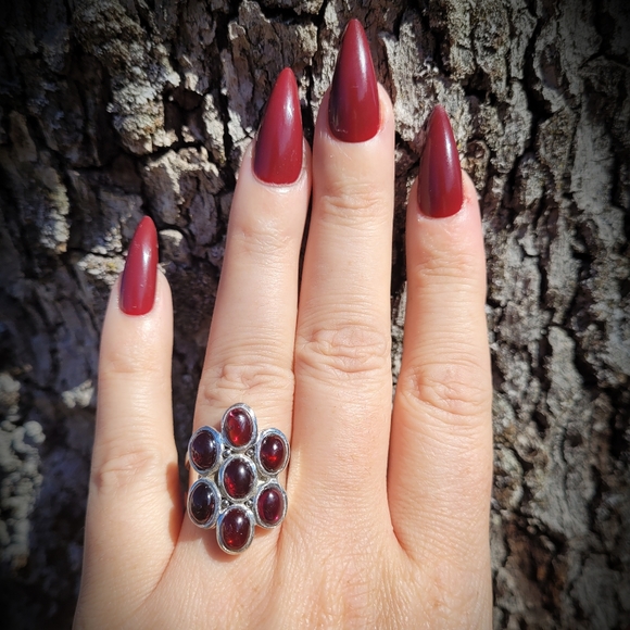 Jewelry - Pretty Red Garnet Flower Silver Ring NWOT